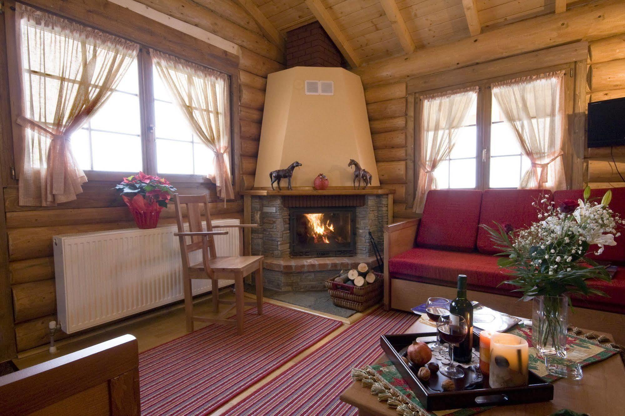 Naousa  Sfendamos Wood Village מראה חיצוני תמונה